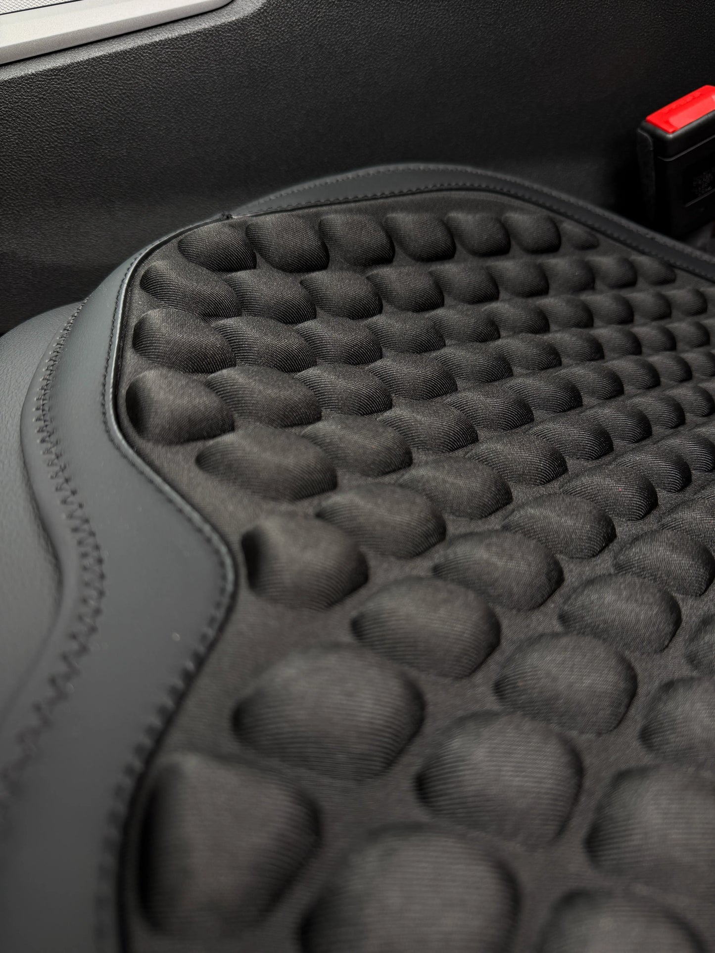 Universal Car Seat Cushion - image 6