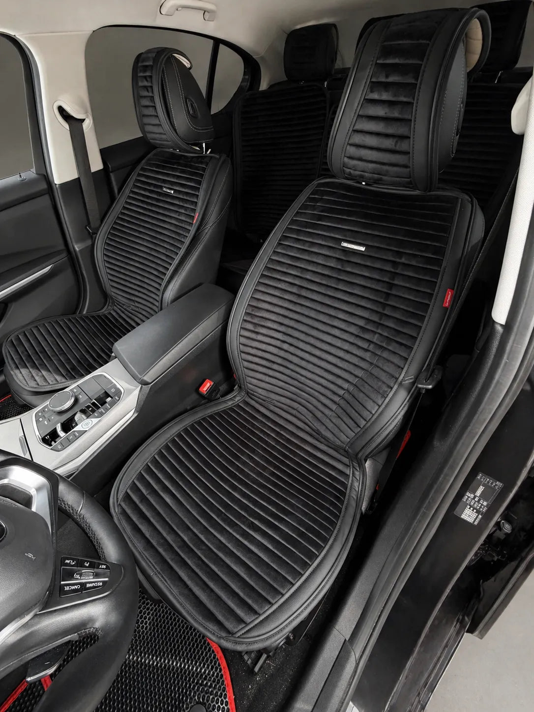 Universal 2D Classic Seat Covers - image 1